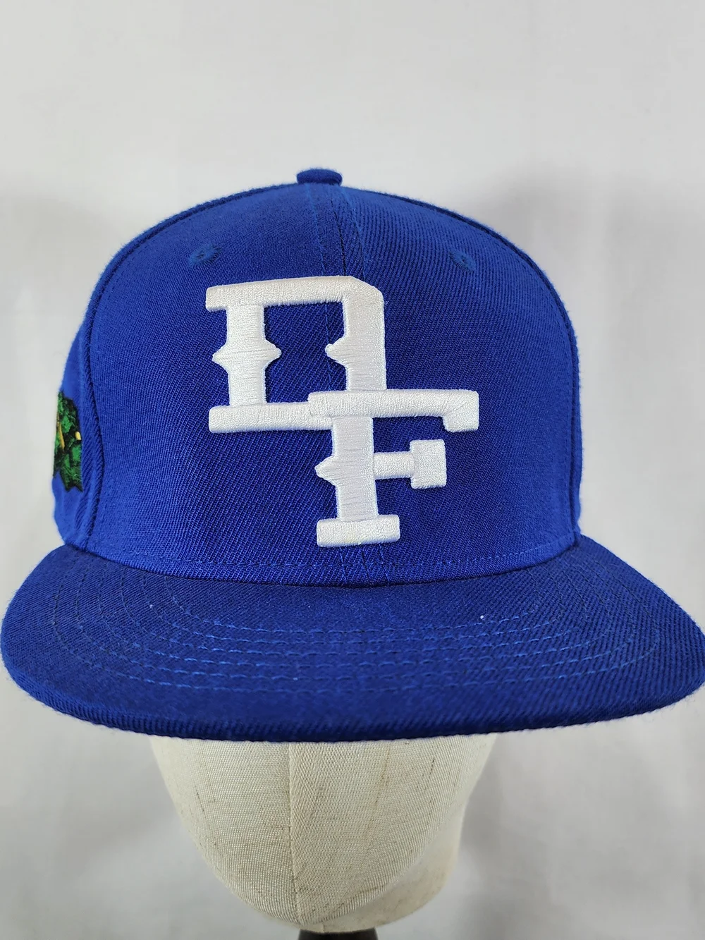 Dirty Funds Blue Fitted Baseball Cap Hat Embroidered Skull Unisex Size 7 1/2